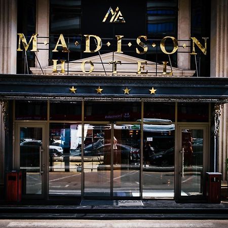Madison Hotel Bakoe Buitenkant foto